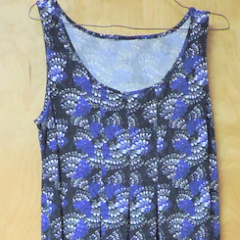 WOMEN'S - Midi Dress w/front pleats, SLEEVELESS, Black& Blue, no BRAND TAG FOUND